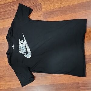 NIKE Kids XL Black Camo Swoosh Tee T-shirt
